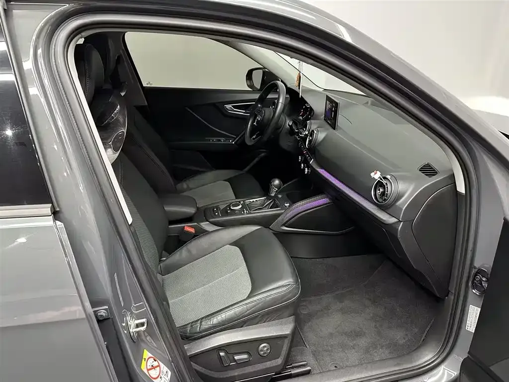 Audi Q2L 2021 из CN, фото 10
