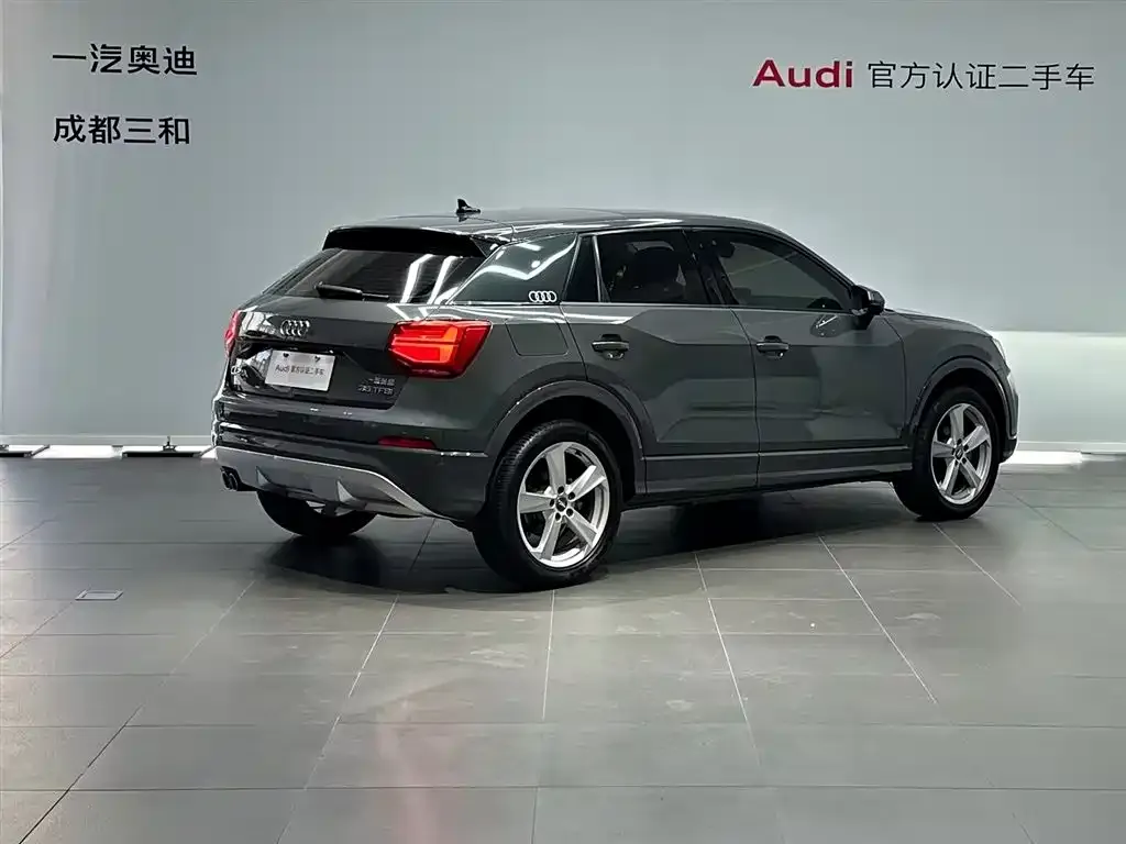 Audi Q2L 2021 из CN, фото 4