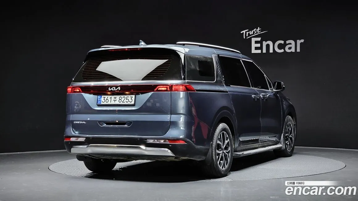 Kia Carnival 2023 из KR, фото 2