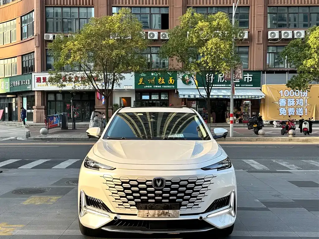 Changan UNI-K 2021 из CN, фото 2