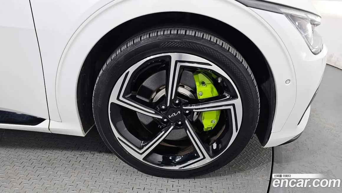 Kia EV6 2023 из KR, фото 5