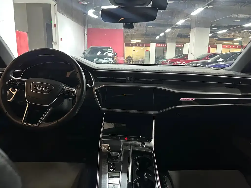 Audi A6L 2023 из CN, фото 10
