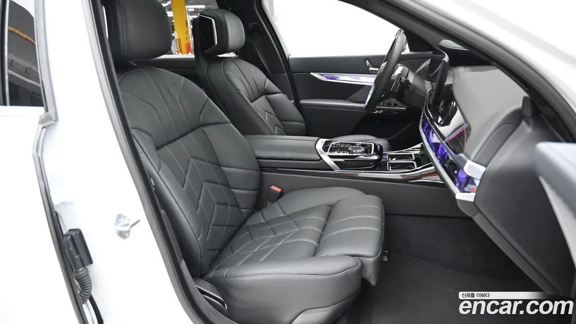 BMW 7-Series 2025 из KR, фото 10