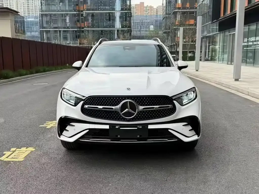 Mercedes-Benz GLC 2024 из CN, фото 1