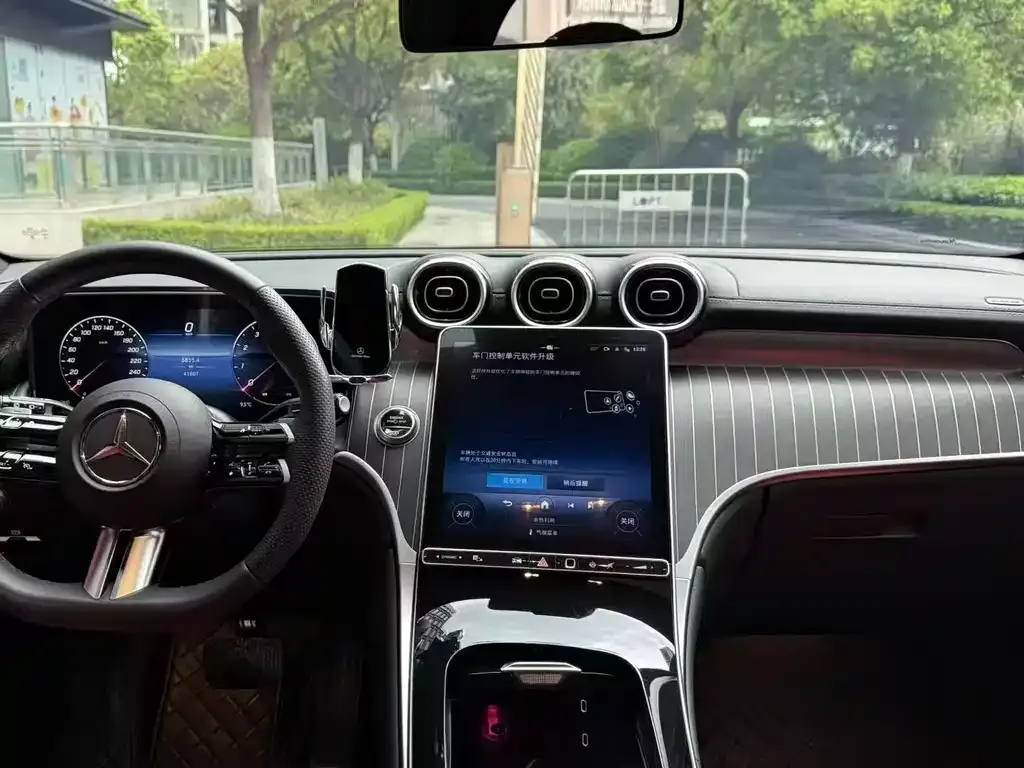 Mercedes-Benz GLC 2024 из CN, фото 5