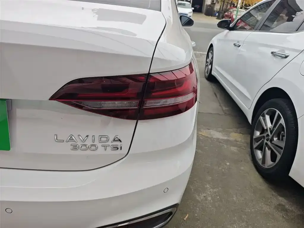 Volkswagen Lavida 2024 из CN, фото 8