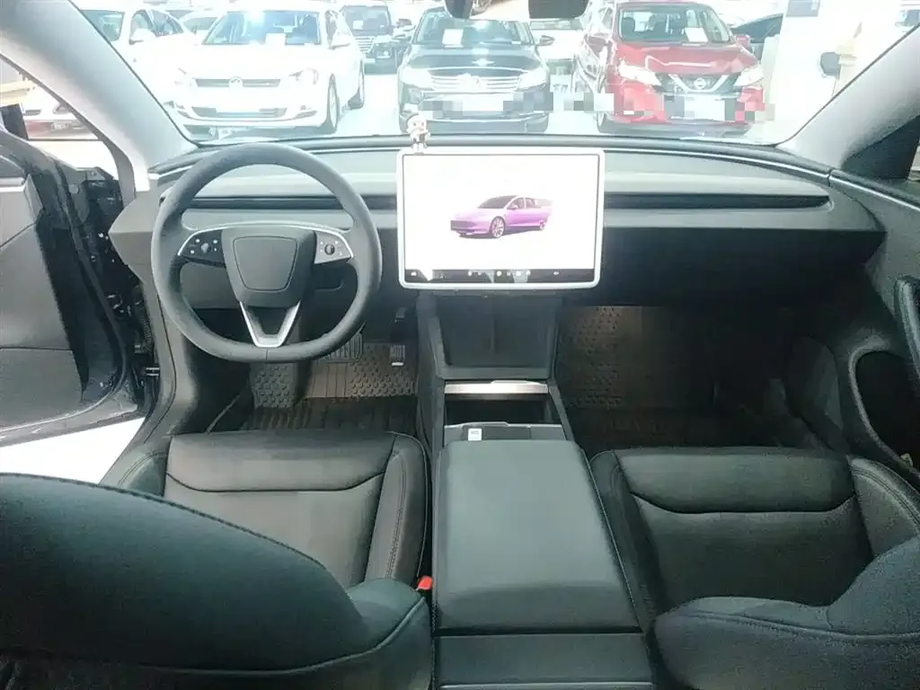 Tesla Model 3 — фото 10