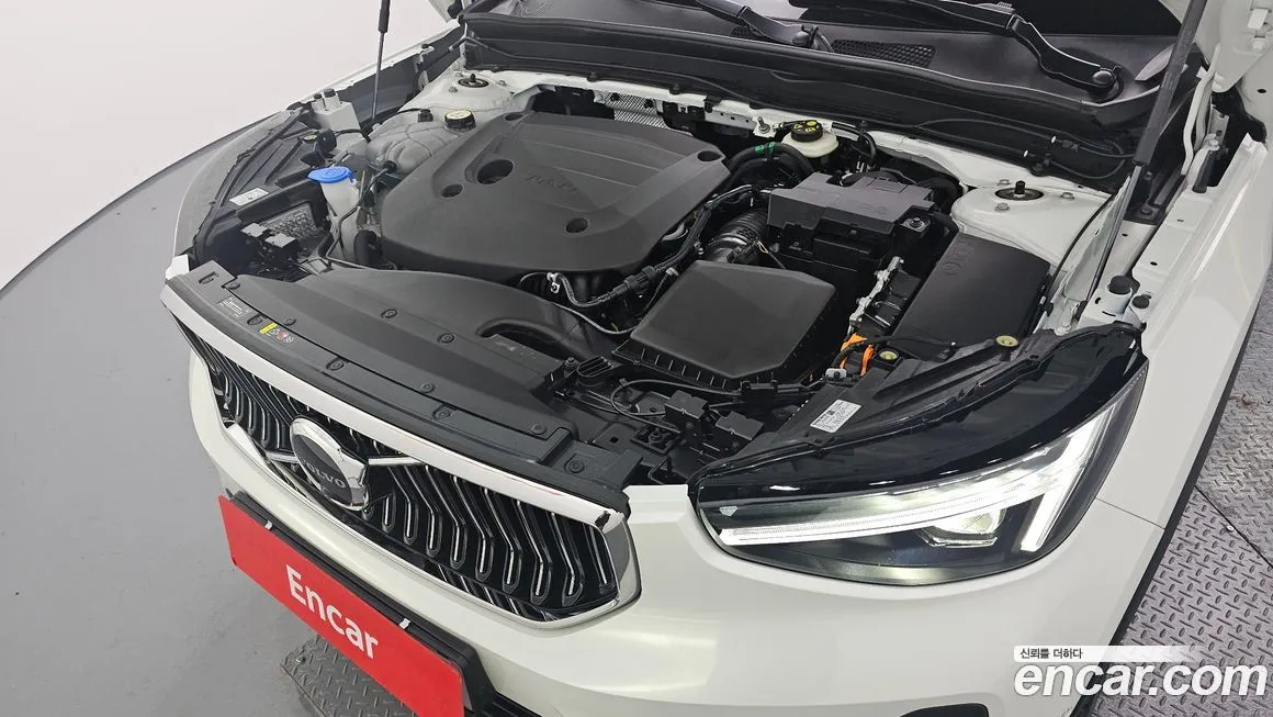 Volvo XC40 2025 из KR, фото 6