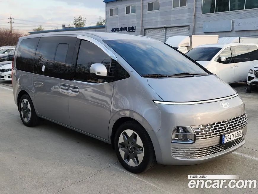 Hyundai Staria 2025 из KR, фото 1