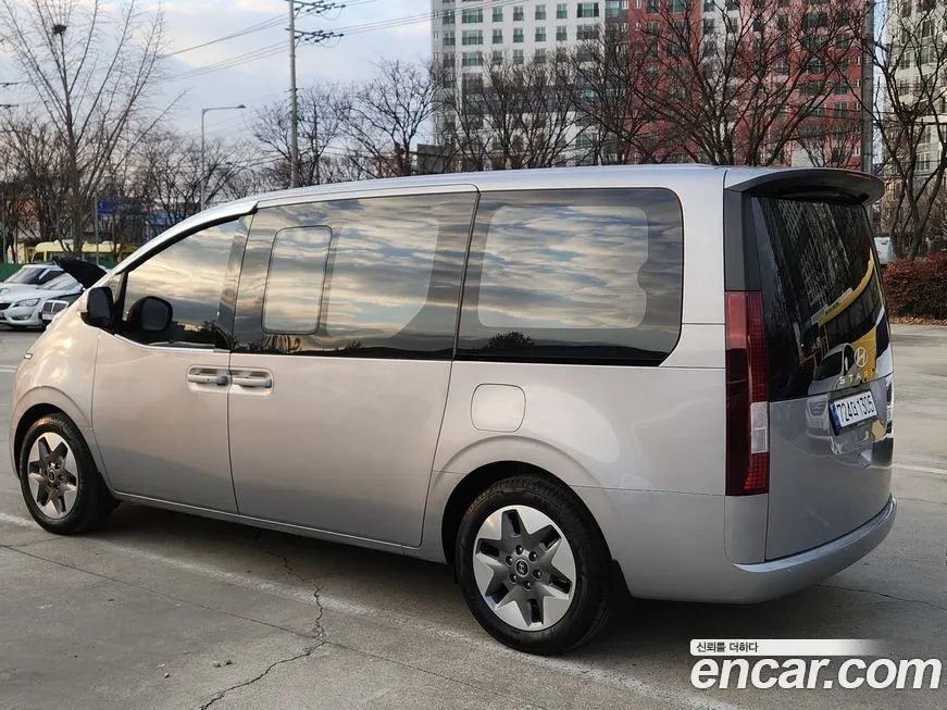 Hyundai Staria 2025 из KR, фото 6