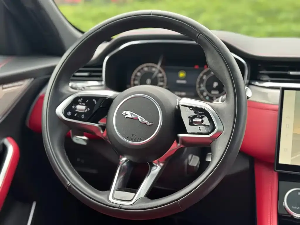 Jaguar F-PACE 2024 из CN, фото 8