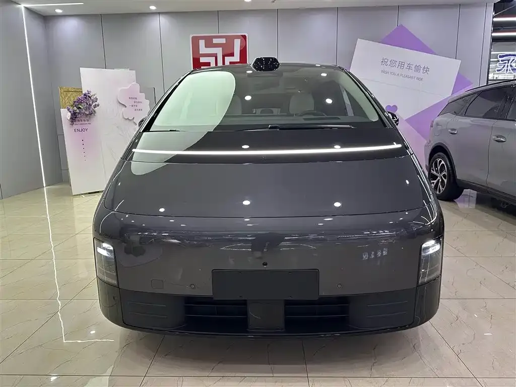 Li Auto MEGA — фото 2