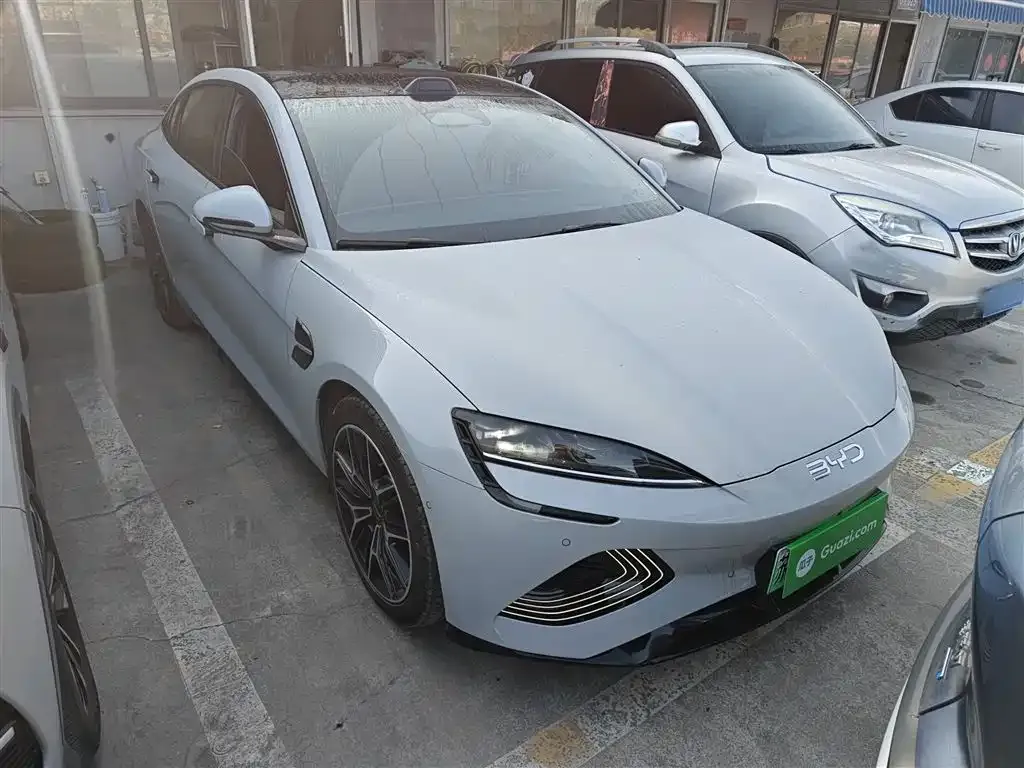 BYD Seal — фото 4