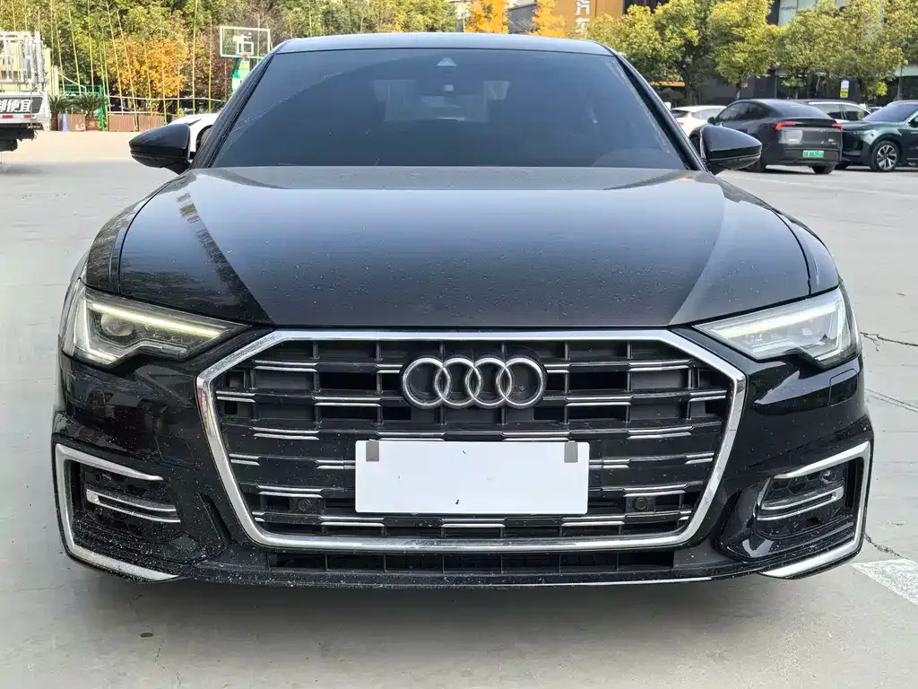 Audi A6L — фото 2
