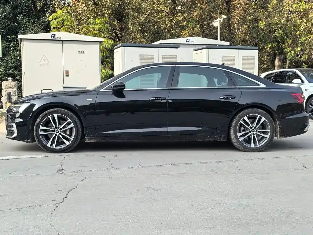 Audi A6L — фото 3