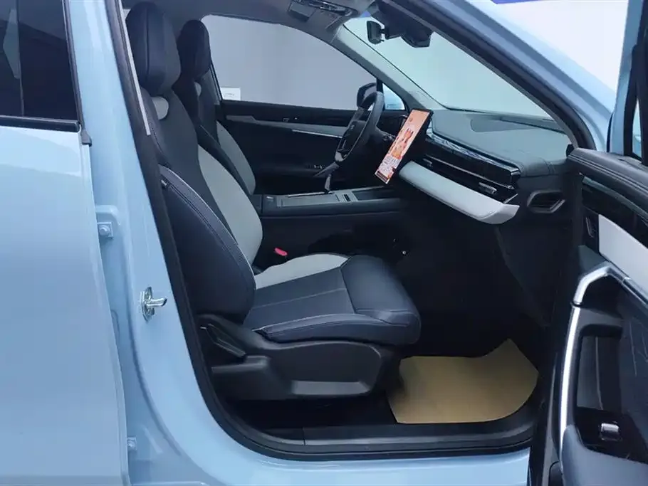 Geely Boyue L 2024 из CN, фото 8