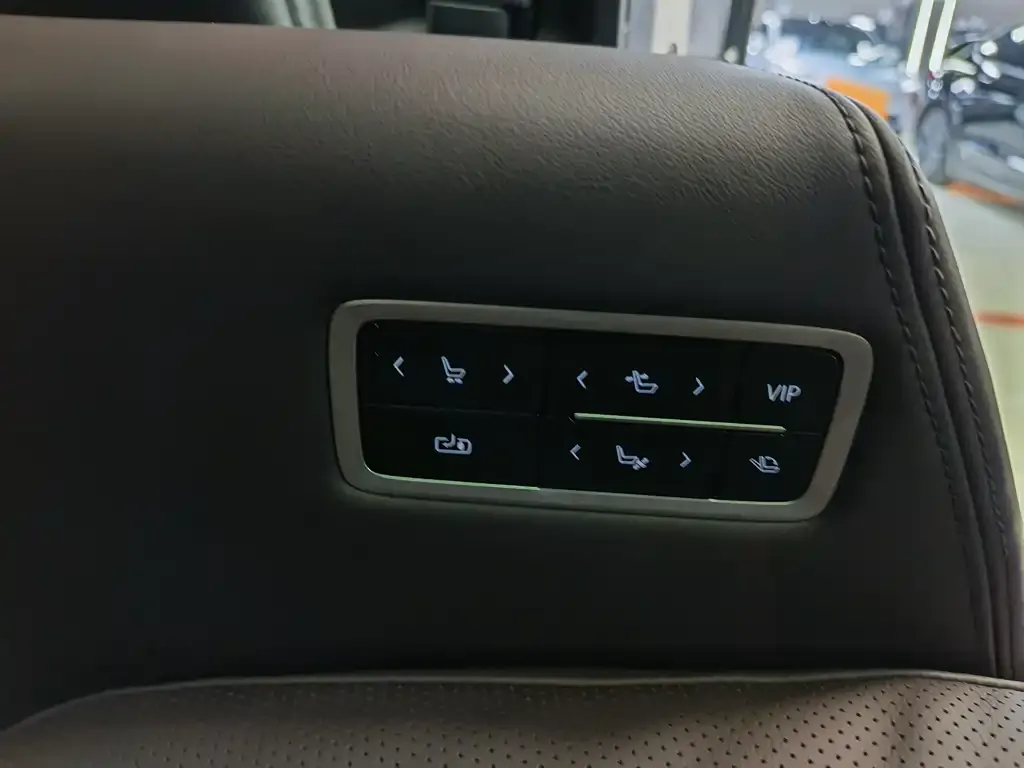 Buick Century 2025 из CN, фото 7