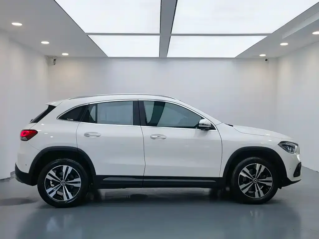 Mercedes-Benz GLA 2021 из CN, фото 4