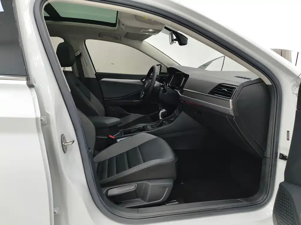 Volkswagen Sagitar 2022 из CN, фото 10