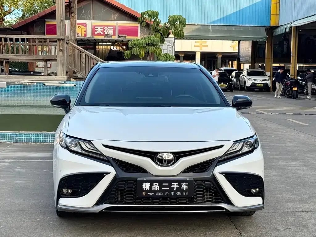 Toyota Camry 2022 из CN, фото 3