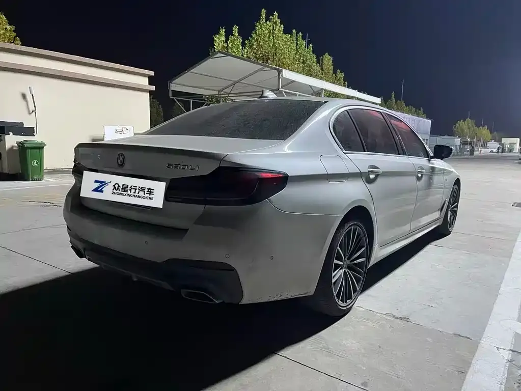 BMW 5 Series — фото 10
