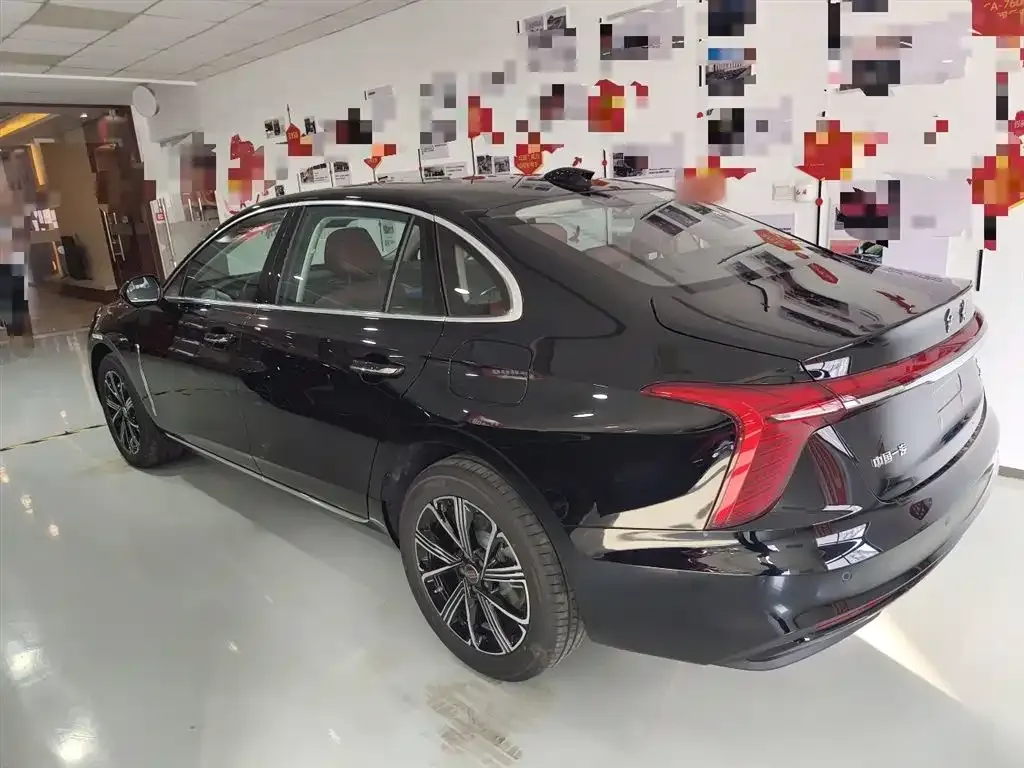 Hongqi H5 PHEV 2025 из CN, фото 5