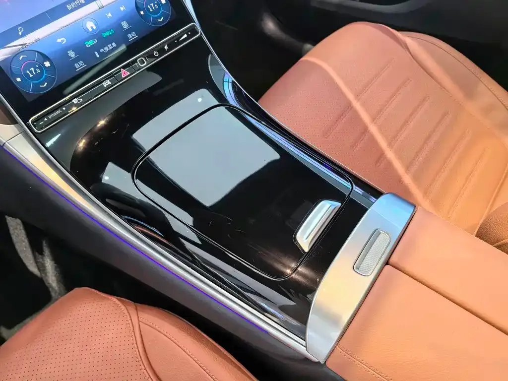 Mercedes-Benz GLC 2024 из CN, фото 8