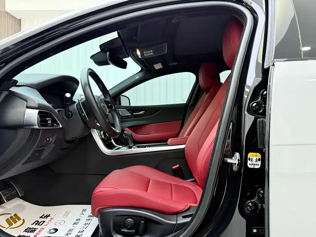 Jaguar XEL 2024 из CN, фото 4