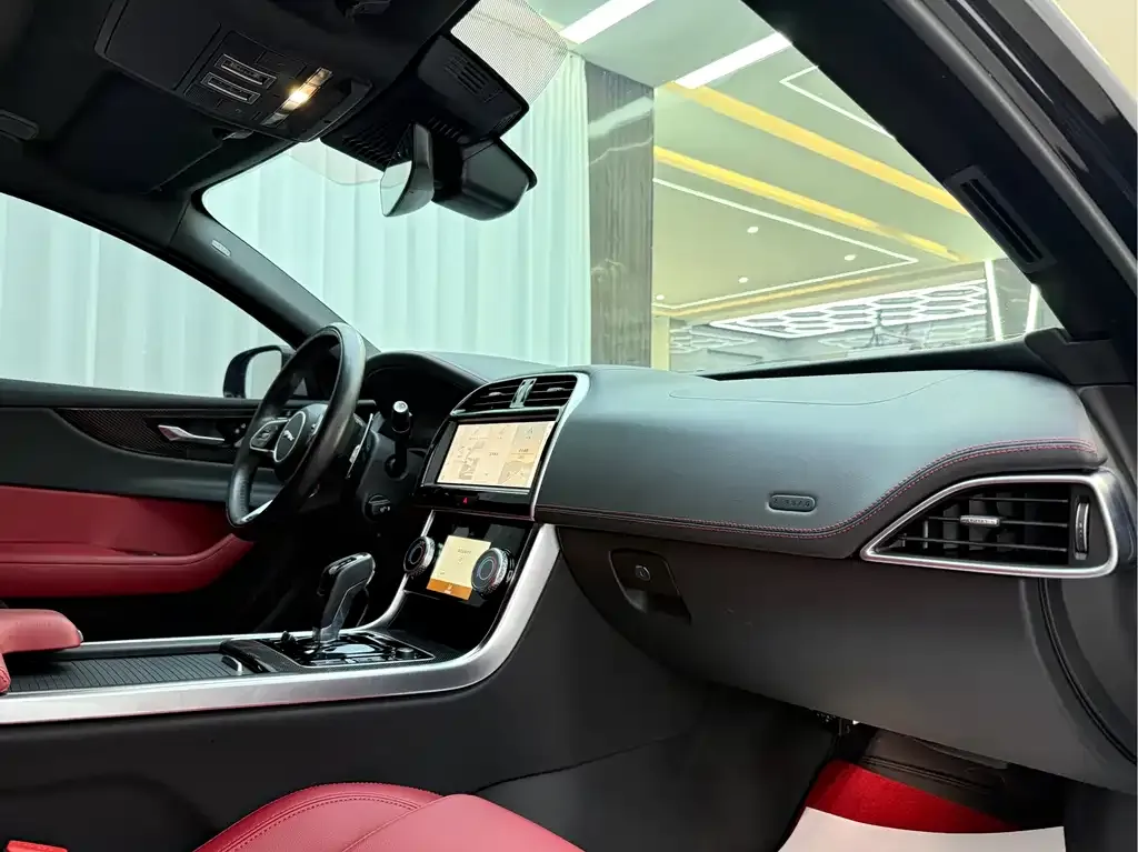 Jaguar XEL 2024 из CN, фото 9