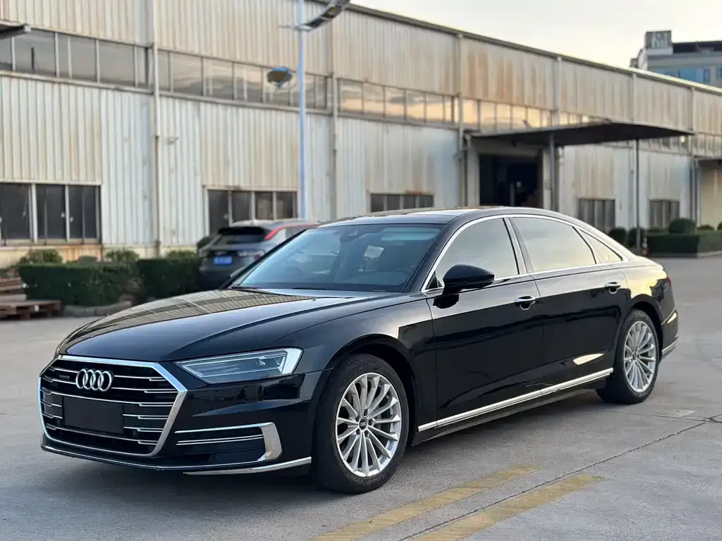 Audi A8 2021 из CN, фото 1