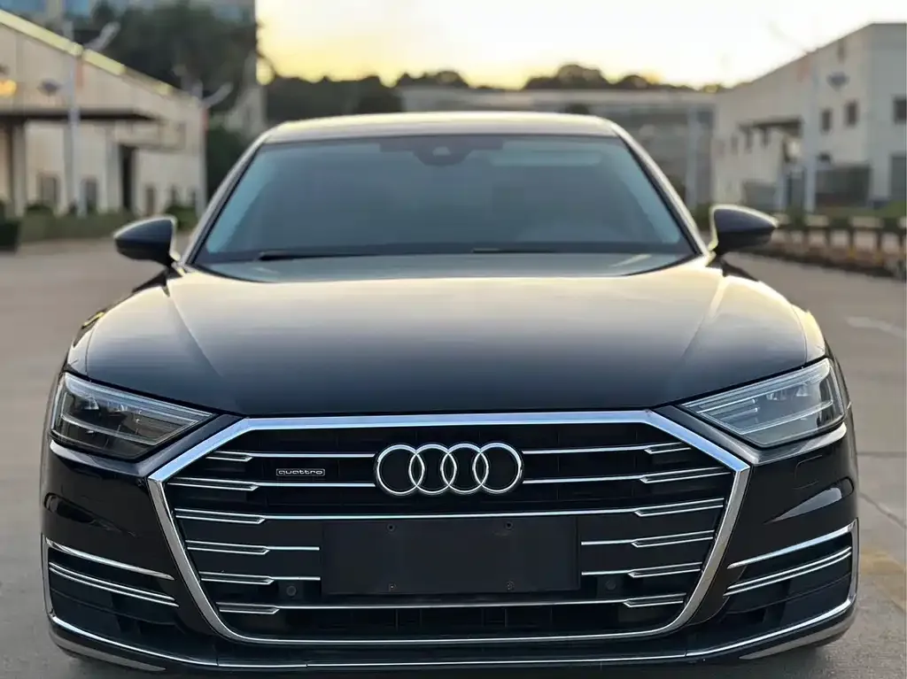 Audi A8 2021 из CN, фото 2