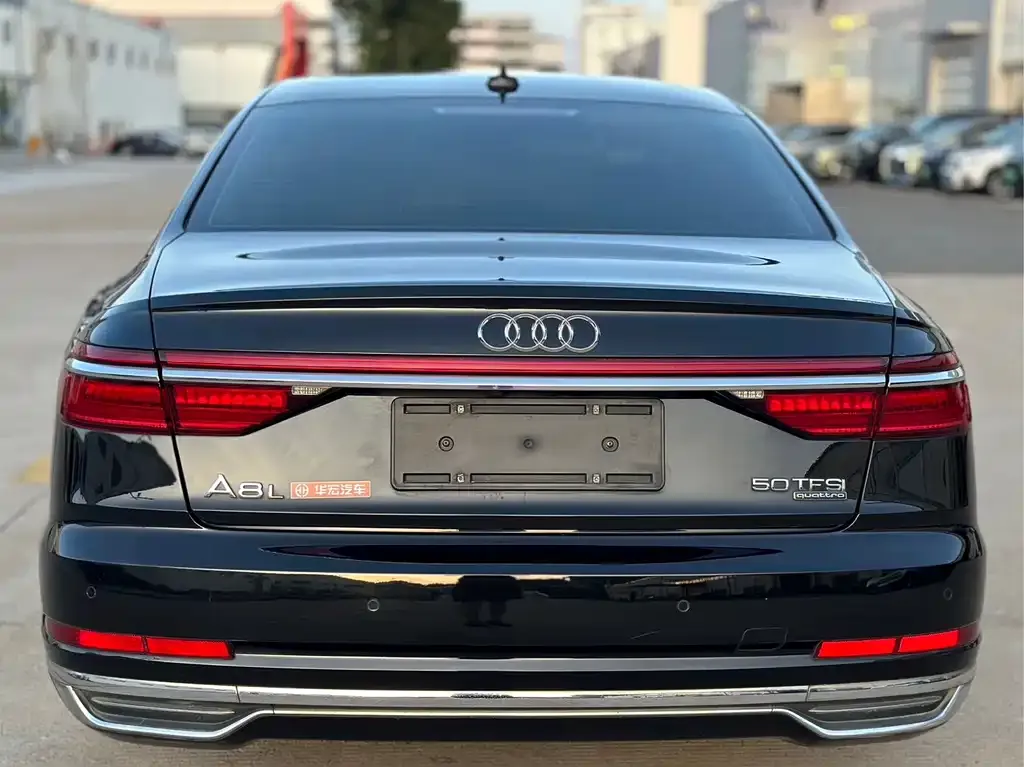 Audi A8 2021 из CN, фото 8
