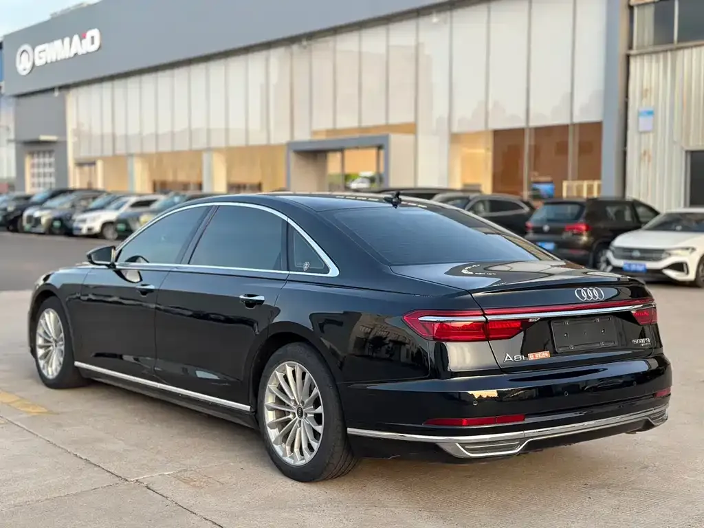 Audi A8 2021 из CN, фото 9
