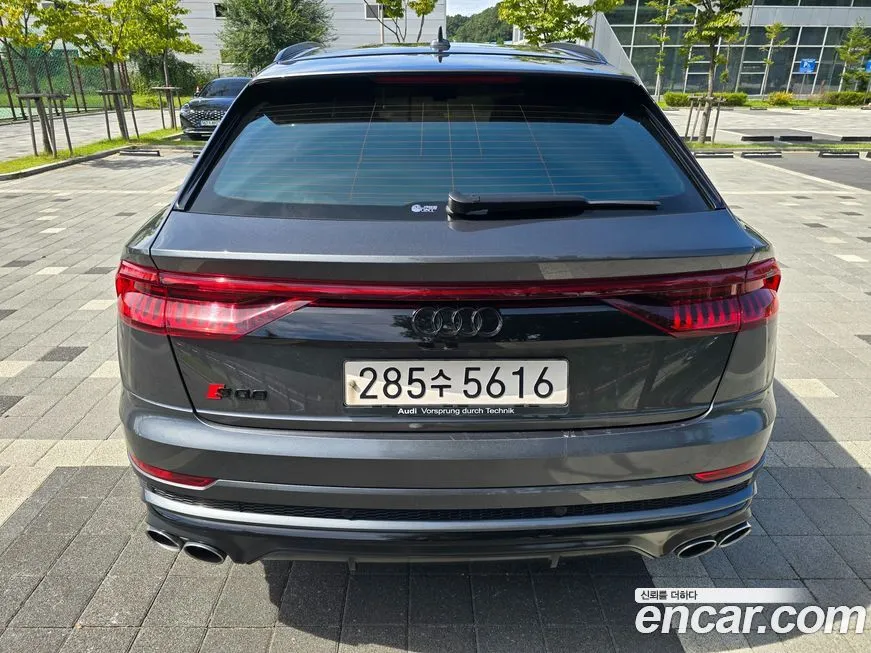 Audi SQ8 2021 из KR, фото 2