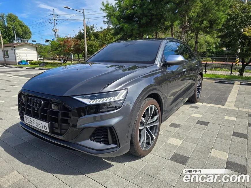 Audi SQ8 2021 из KR, фото 5