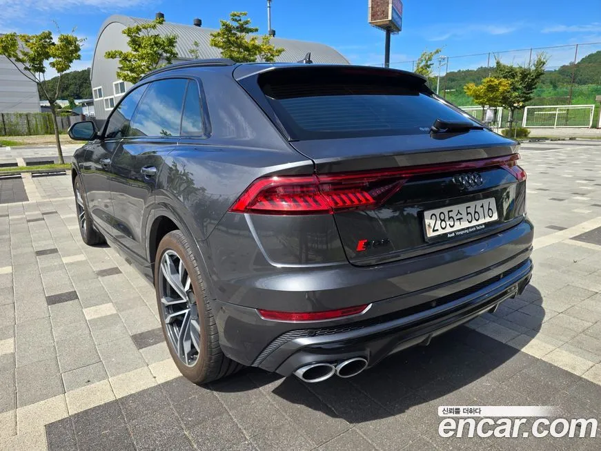 Audi SQ8 2021 из KR, фото 6