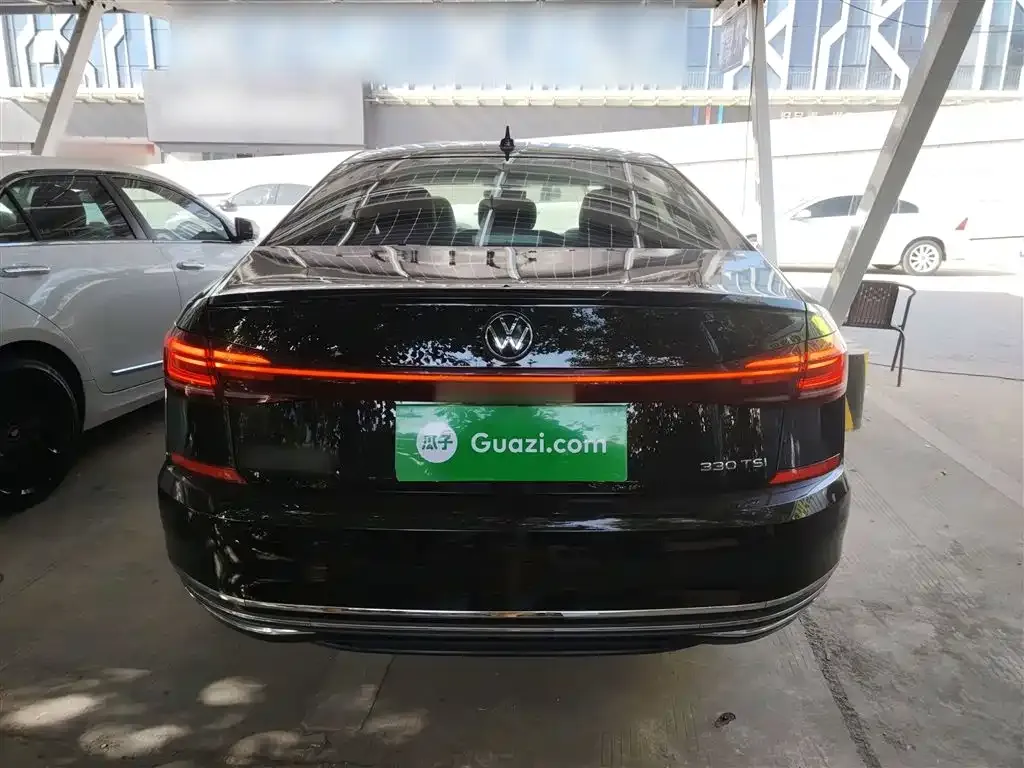 Volkswagen Passat — фото 6