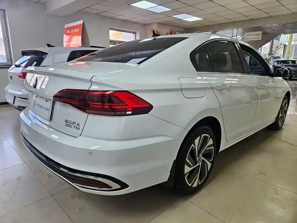 Volkswagen Bora 2023 из CN, фото 3