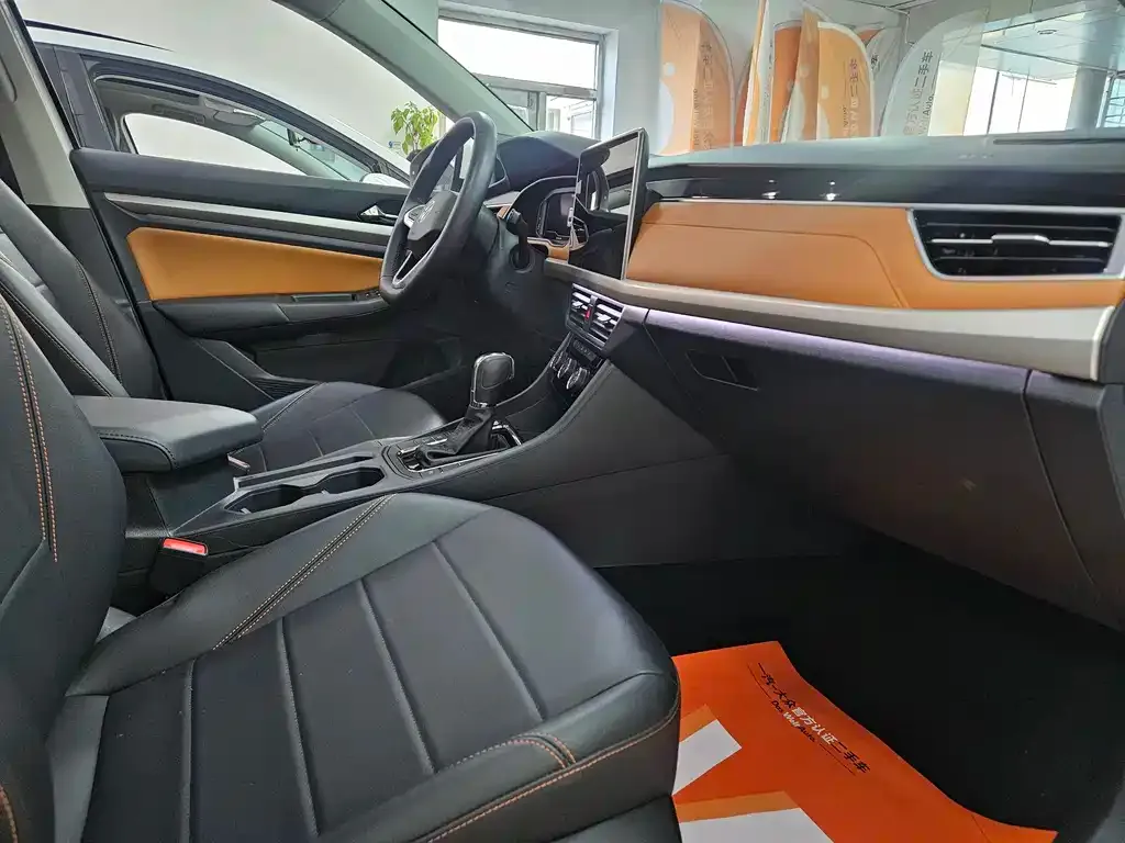 Volkswagen Bora 2023 из CN, фото 5