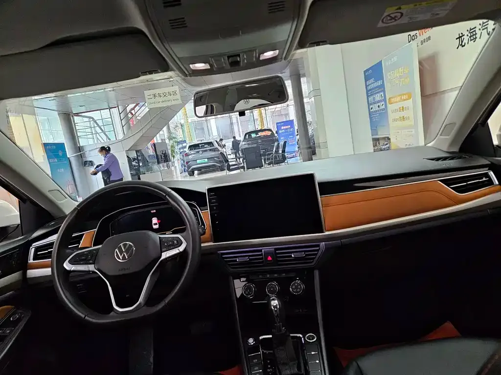 Volkswagen Bora 2023 из CN, фото 7