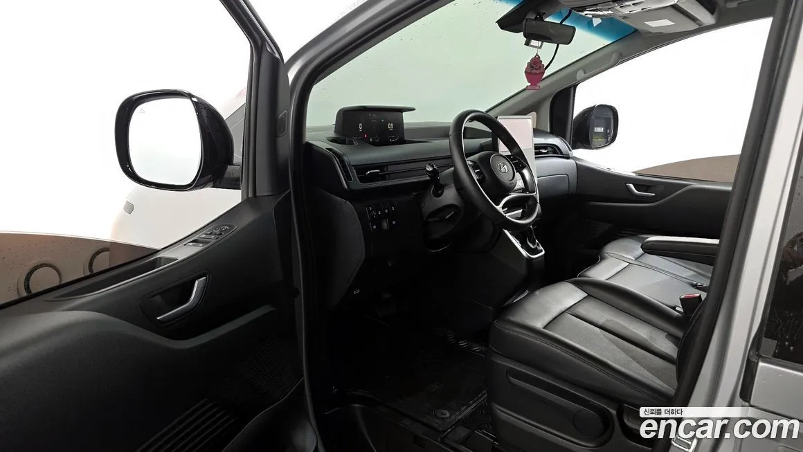 Hyundai Staria 2023 из KR, фото 10