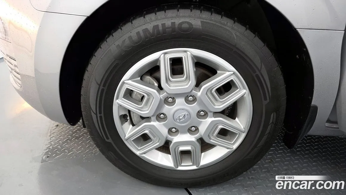 Hyundai Staria 2023 из KR, фото 5