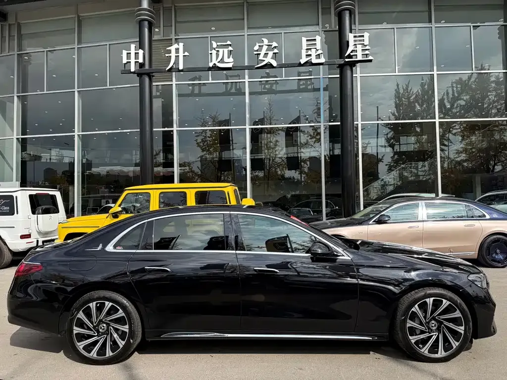 Mercedes-Benz E-Class 2024 из CN, фото 4