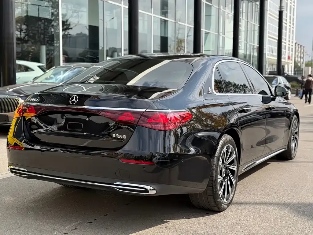 Mercedes-Benz E-Class 2024 из CN, фото 5