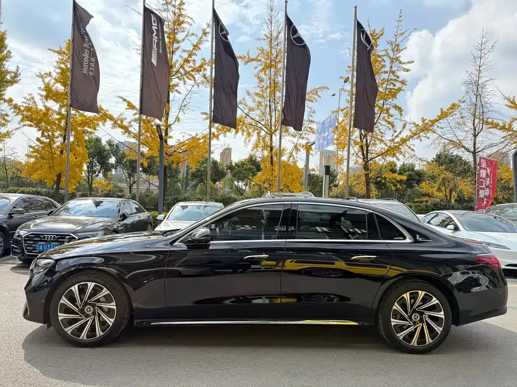 Mercedes-Benz E-Class 2024 из CN, фото 8