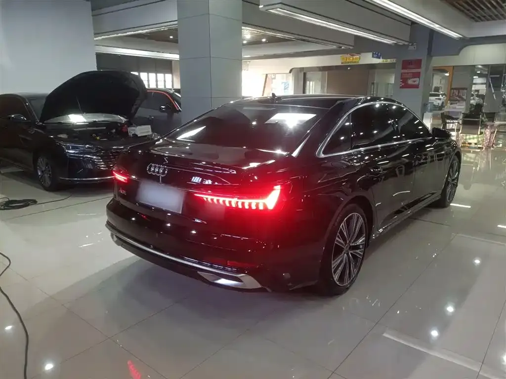 Audi A6L 2025 из CN, фото 7