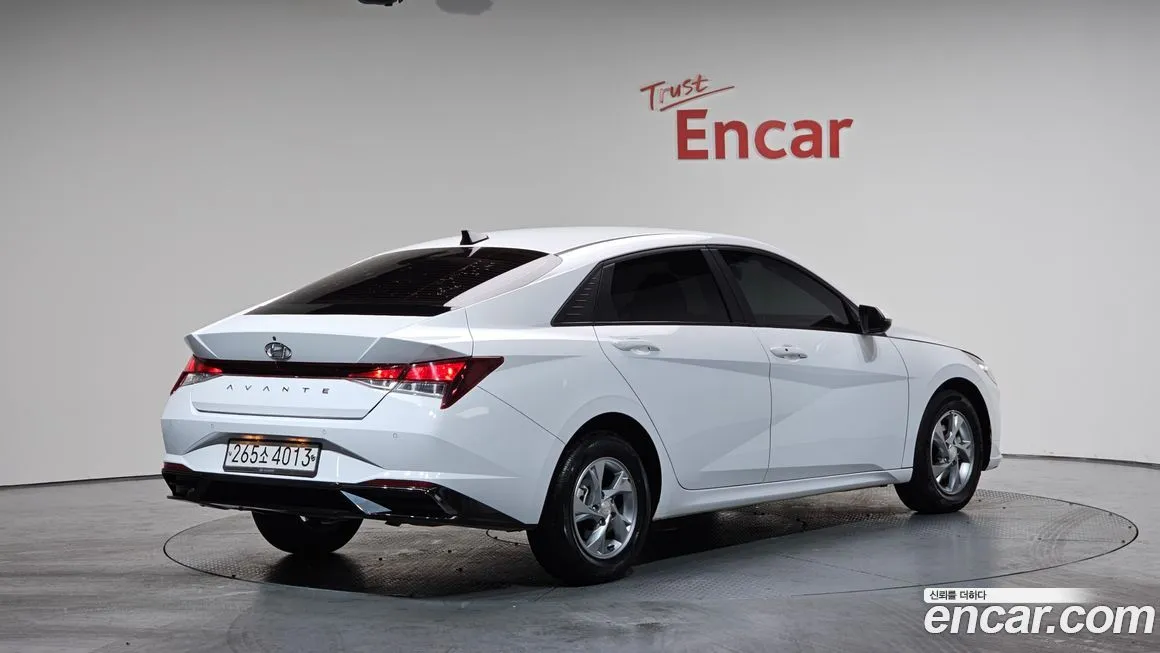 Hyundai AVANTE 2021 из KR, фото 2