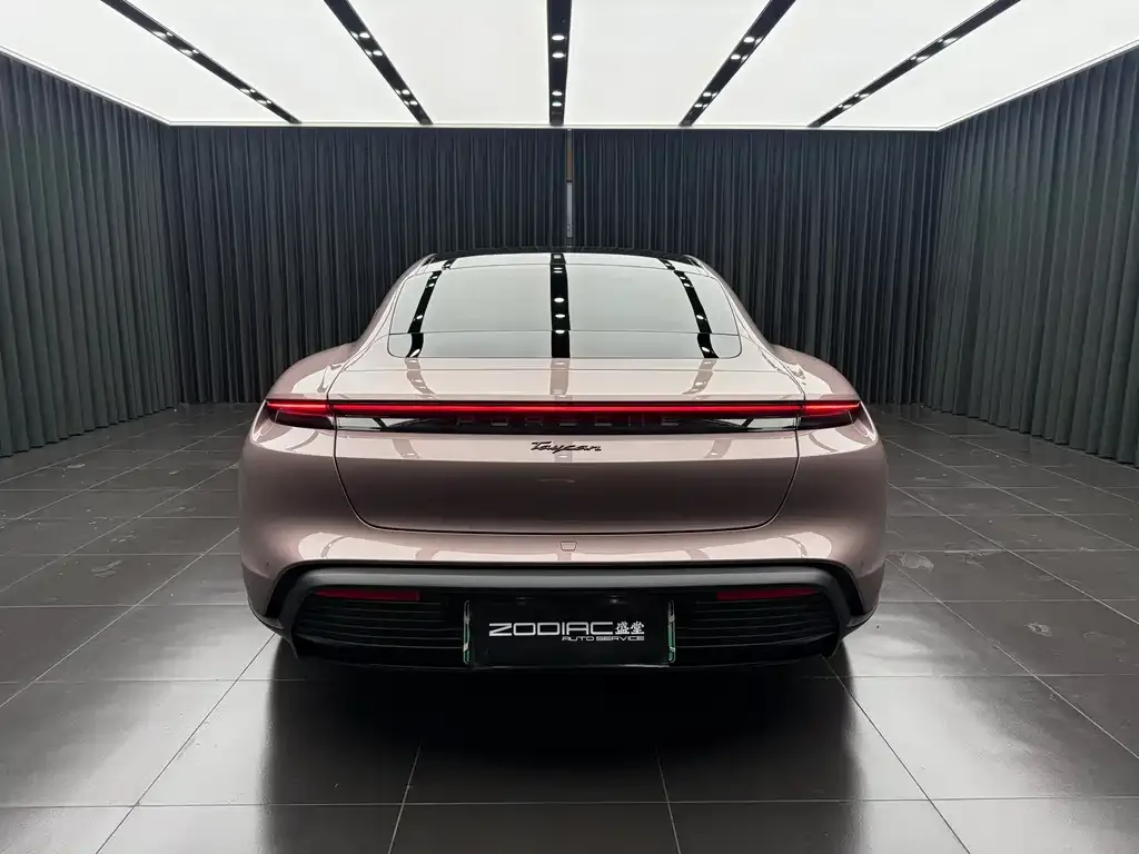 Porsche Taycan 2024 из CN, фото 5