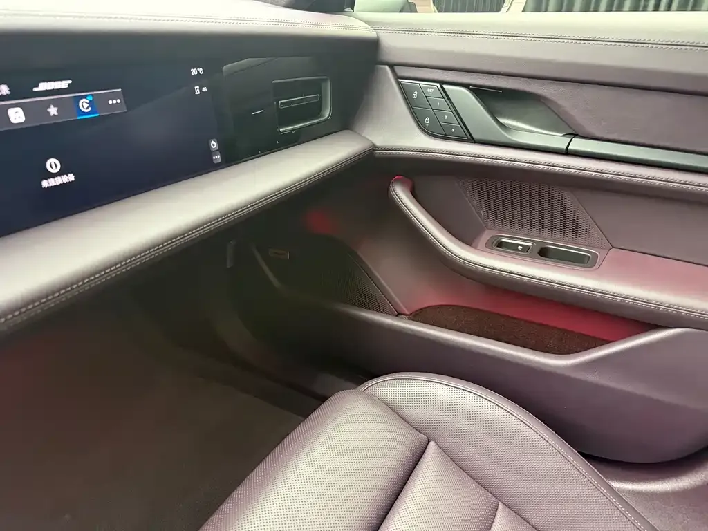 Porsche Taycan 2024 из CN, фото 7