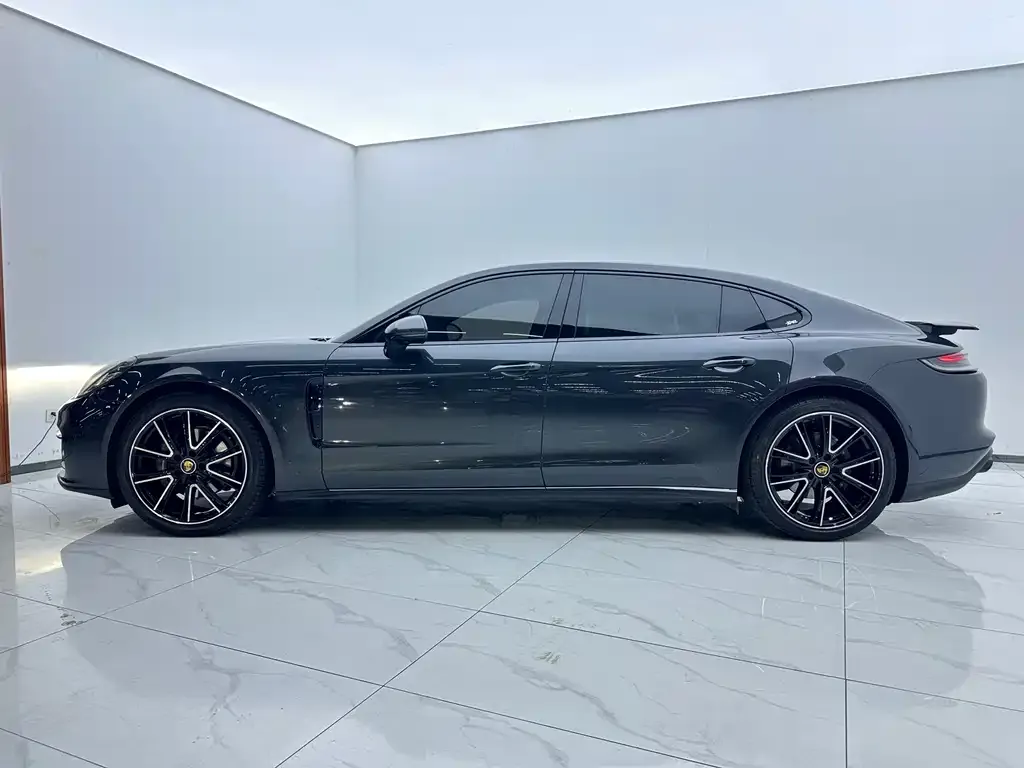 Porsche Panamera 2022 из CN, фото 3